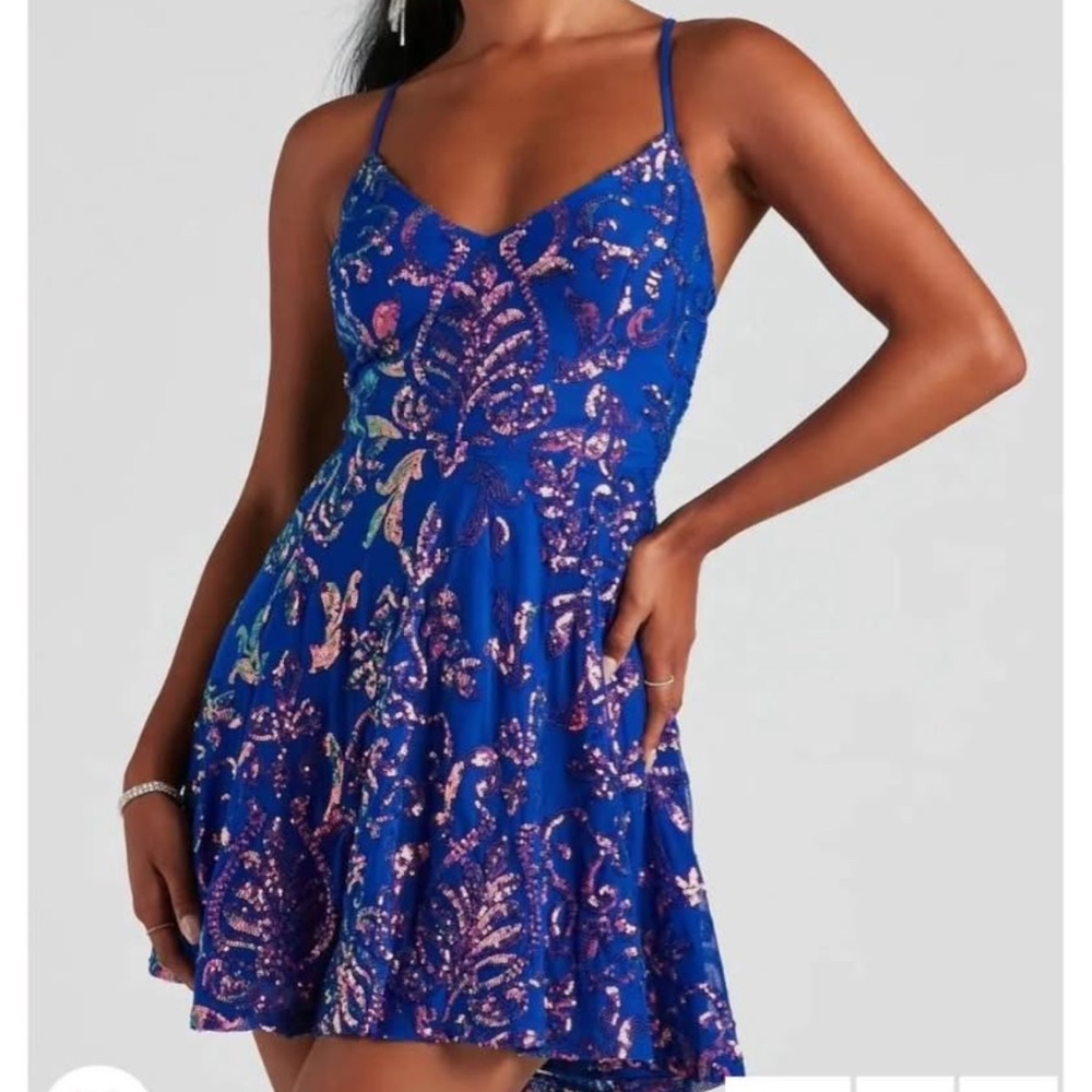 Cocktail / Homecoming Dress